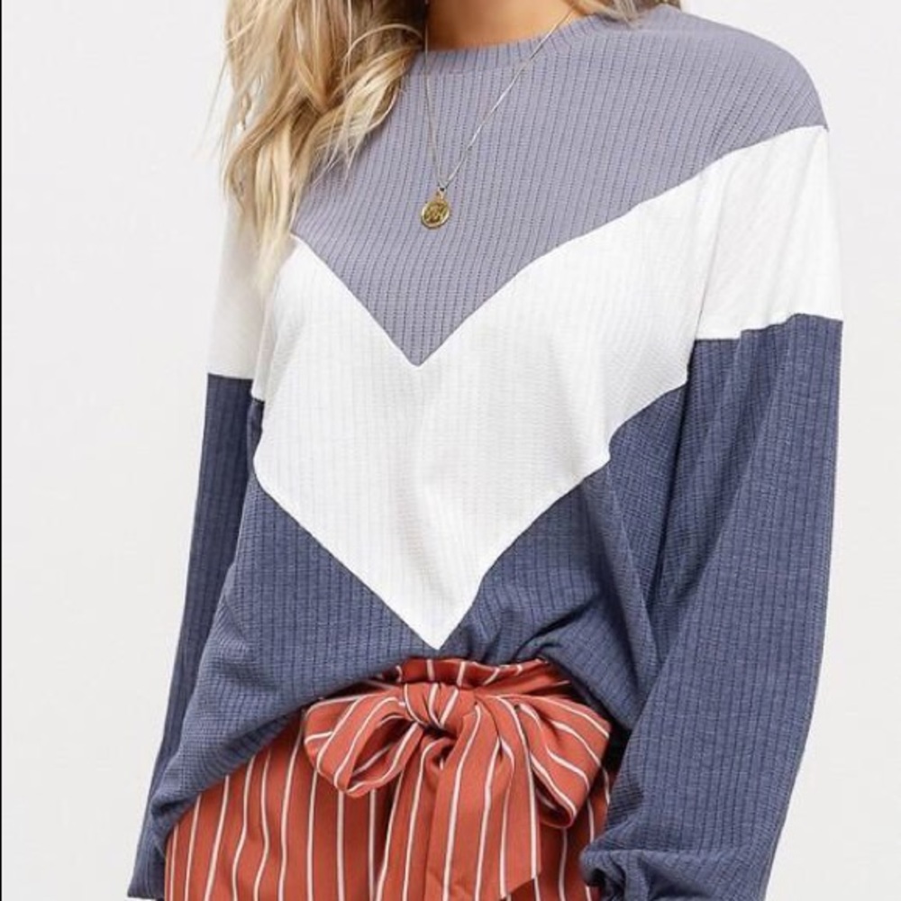 Chevron Ribbed Knit - Picture 2 of 4